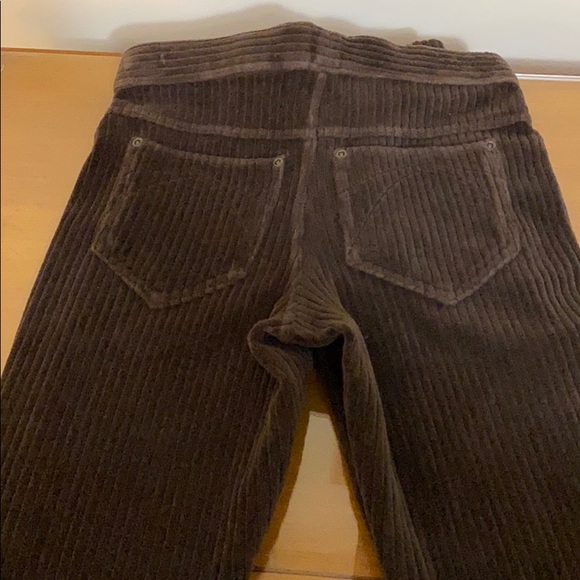 Hue Pull-On Corduroy Pants - Picture 2 of 4